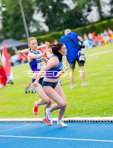 Staffelwechsel im 4x100m-Lauf für Scotland im Michael-Hoffmann-Stadion