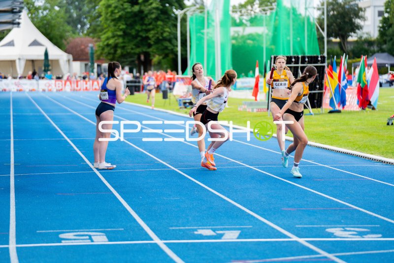 Staffelwechsel im 4x100m-Lauf beim Leichtathletik-Meeting in Mannheim