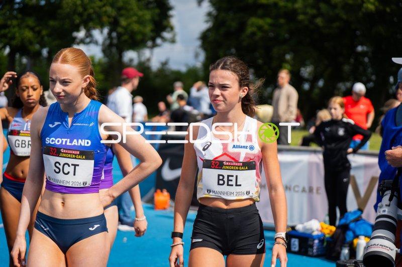 Athletinnen aus Scotland und Belgien bei der 32. Bauhaus Junioren-Gala Mannheim