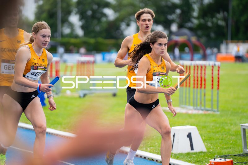 Johannes Lorz beim 4x400m-Staffellauf bei der Junioren-Gala Mannheim