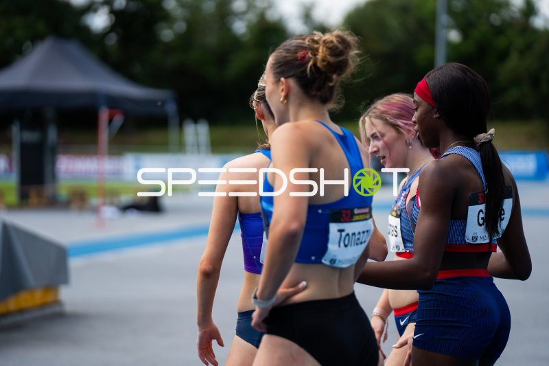 Sophie Thomas bei Leichtathletik-Wettkampf im Michael-Hoffmann-Stadion Mannheim