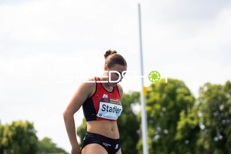 Leana Stadler (#32) bei der Junioren-Gala Mannheim