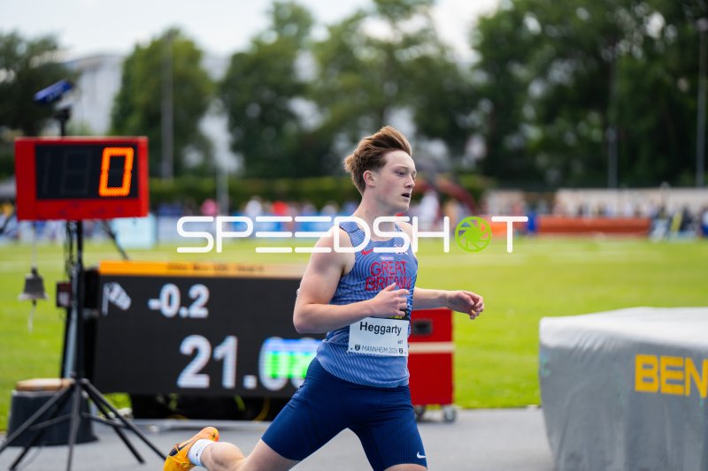 Ethan Heggarty (#487) beim 200m-Lauf in Mannheim