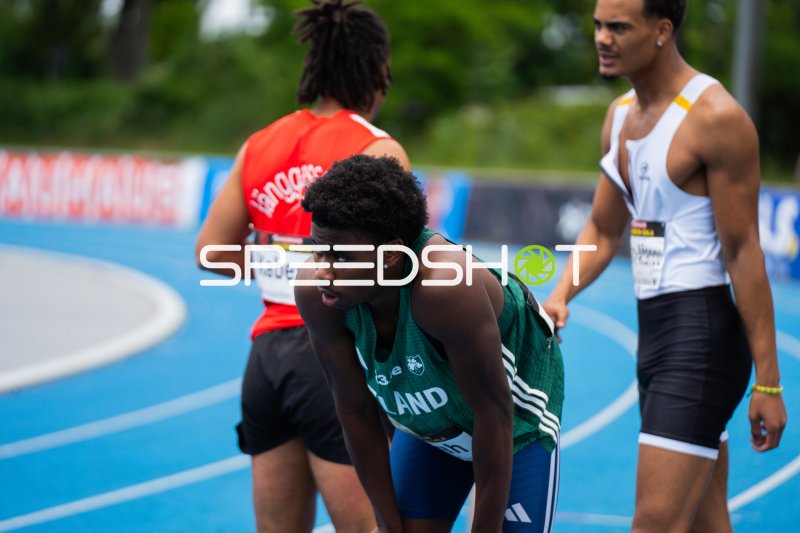 Dubem Amah und Levi Normann-Afanou vor dem Start im Sprint