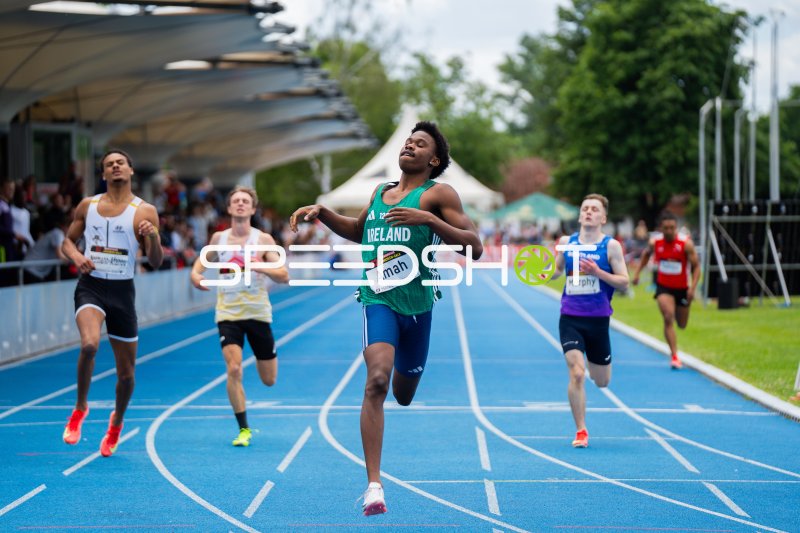 Dubem Amah (Ireland) beim Zieleinlauf im 200m-Sprint in Mannheim