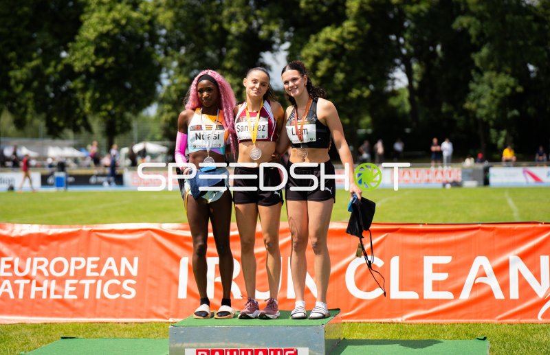 Siegerehrung mit Jil Sanchez, Sereina Liem und Ndasi Daryl in Mannheim