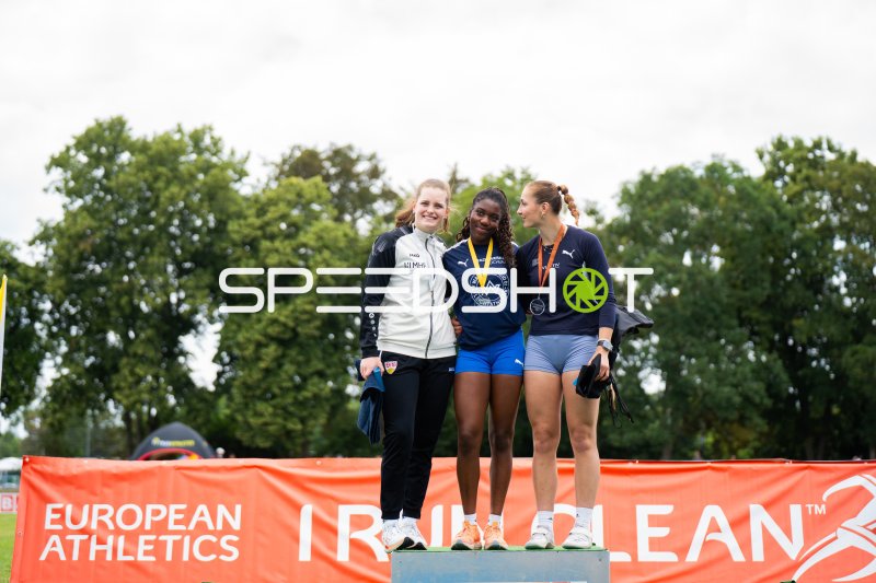 Siegerehrung bei European Athletics im Michael-Hoffmann-Stadion Mannheim