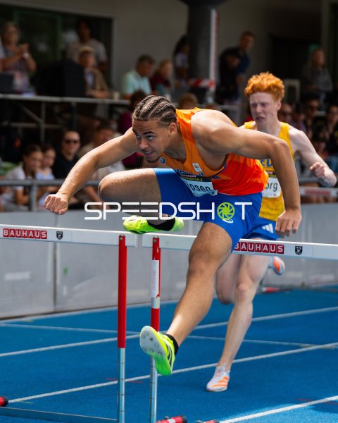Elias Solheim Sollid (#279) bei den 400m-Hürden im Michael-Hoffmann-Stadion