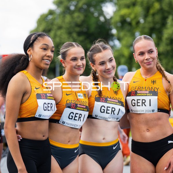 Deutsche Staffel GER I bei der 32. Junioren-Gala in Mannheim