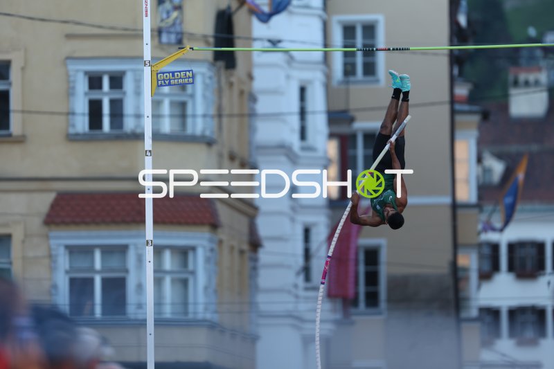 Stabhochsprung bei der Golden Fly Series in Innsbruck