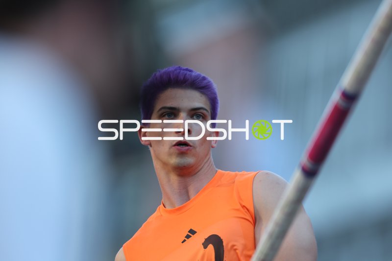 Riccardo Klotz beim Stabhochsprung in Innsbruck