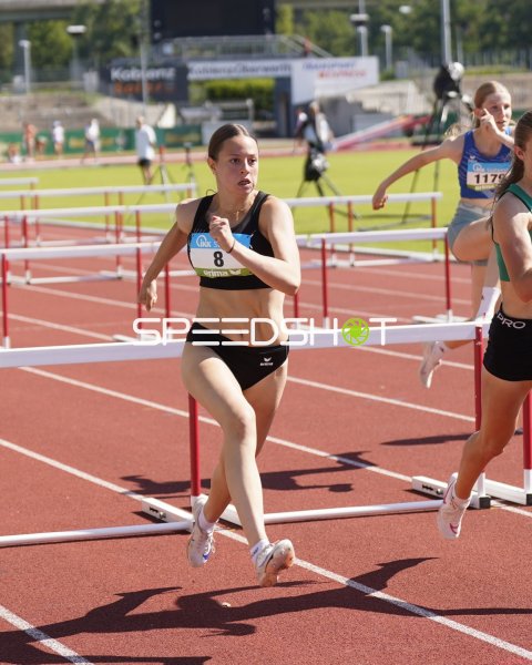 Jeanne Dilzer und Lennja Streißle im Hürdensprint in Koblenz