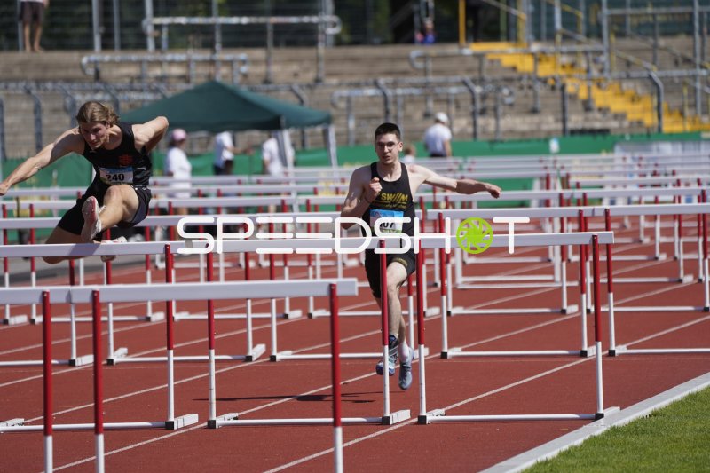 Mühlbauer Finn und Toldy Jonatan im Hürdenlauf im Stadion Oberwerth Koblenz