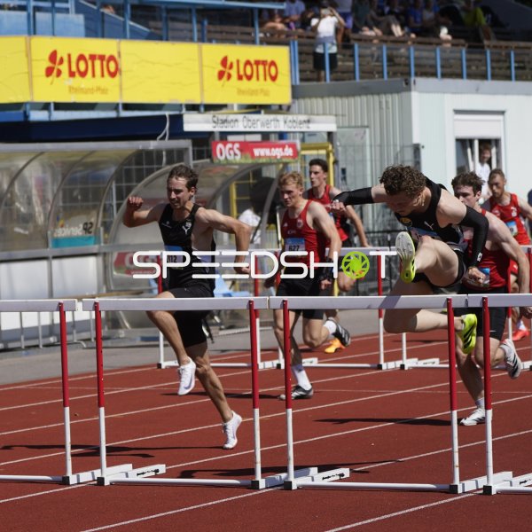 Aaron Giurgian und weitere Hürdenläufer im Wettkampf in Koblenz