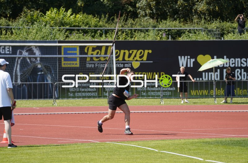 Albert Simon beim Speerwurf im Stadion Oberwerth Koblenz