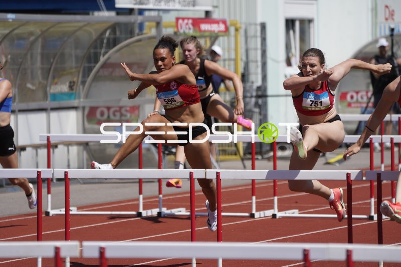 Julia Badenhausen und Sewing Laura im Hürdensprint in Koblenz