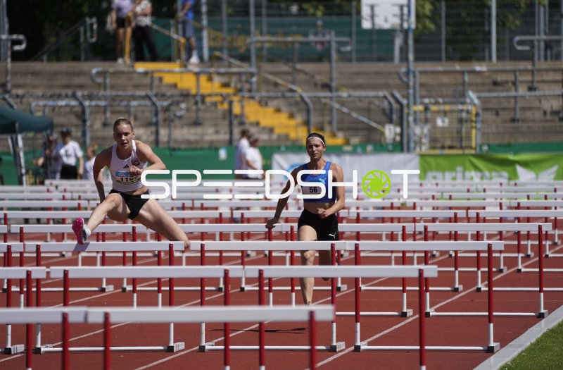 Franziska Blessin und Schwab Mara im Hürdenlauf in Koblenz