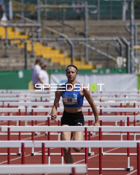 Franziska Blessin und Schwab Mara im Hürdensprint in Koblenz