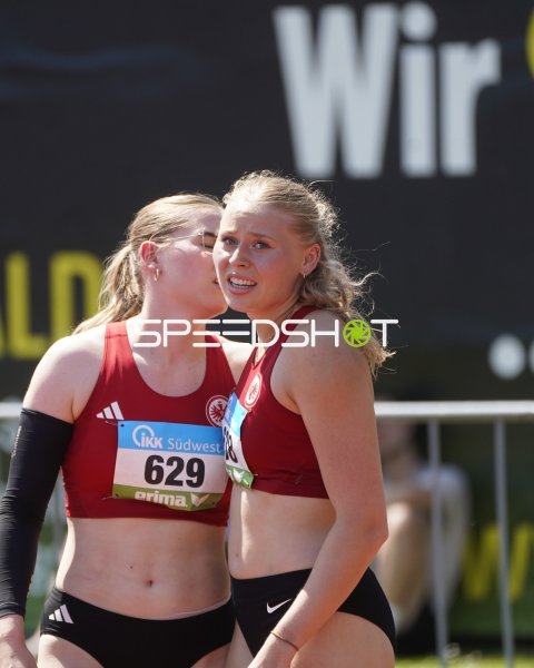 Müller Lilly und Teamkollegin beim Leichtathletik-Meeting in Koblenz