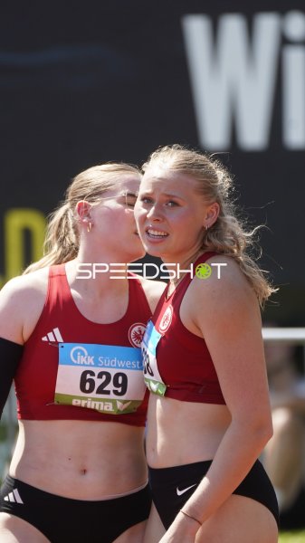 Müller Lilly und Teamkollegin beim Leichtathletik-Meeting in Koblenz