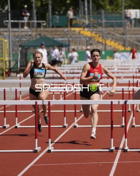 Ronja Walthaner und Milena Fischer im Hürdensprint in Koblenz