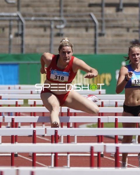 Katharina Gühlen und Alina Fischer im Hürdenrennen in Koblenz
