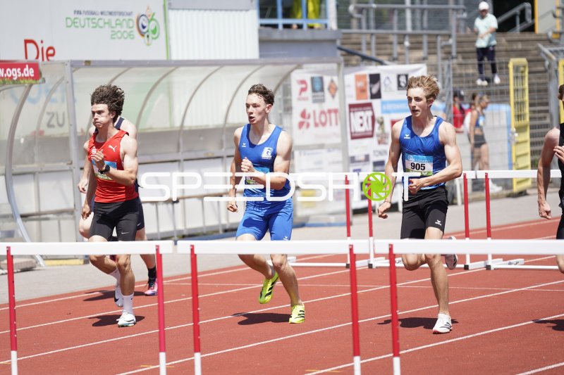 Anton Seitz, Jonathan Hummel und Daniel Herzog im Hürdenlauf in Koblenz