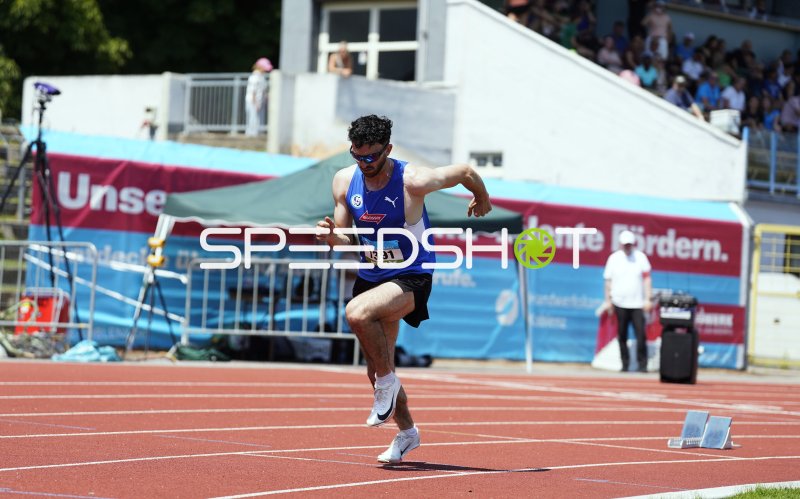 Tsimopoulos Angelos David beim Sprint im Stadion Oberwerth Koblenz