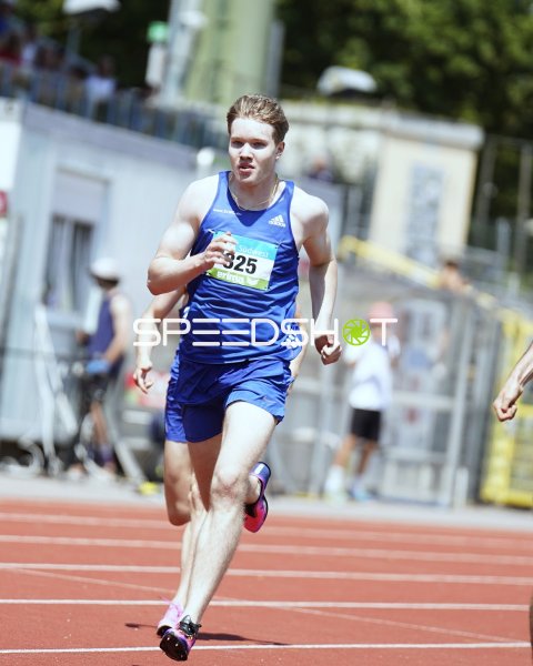 Eckner Dominik und Tsimopoulos Angelos David im Sprint beim Stadion Oberwerth Koblenz