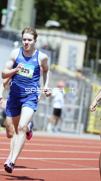 Eckner Dominik und Tsimopoulos Angelos David im Sprint beim Stadion Oberwerth Koblenz