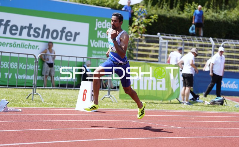Karthikeyan Hariharan im Sprint auf der Tartanbahn in Koblenz