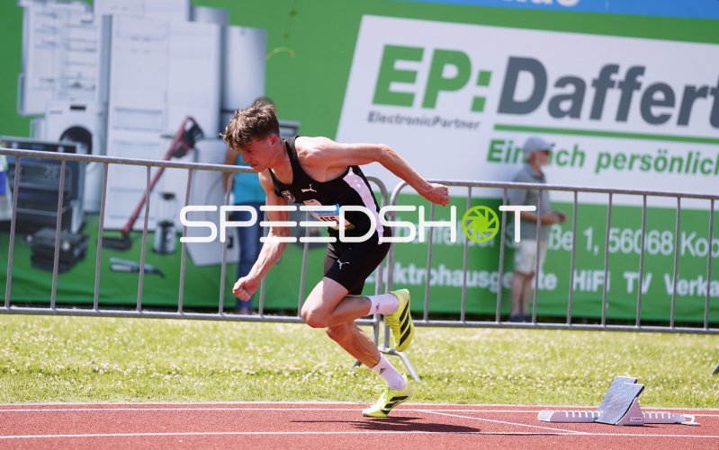 Sprint-Start im Stadion Oberwerth Koblenz
