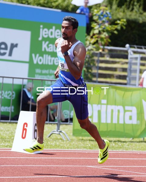 Karthikeyan Hariharan im Sprint auf der Tartanbahn in Koblenz