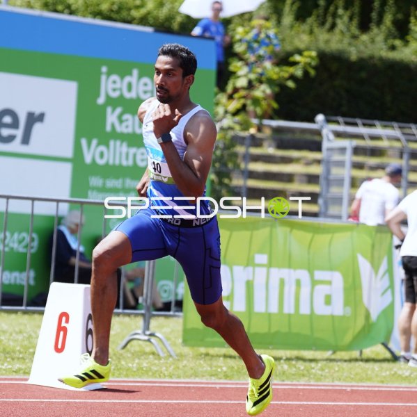 Karthikeyan Hariharan im Sprint auf der Tartanbahn in Koblenz