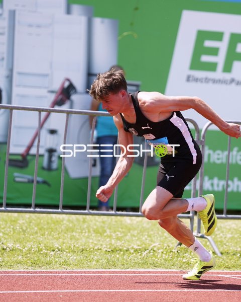 Sprint-Start im Stadion Oberwerth Koblenz