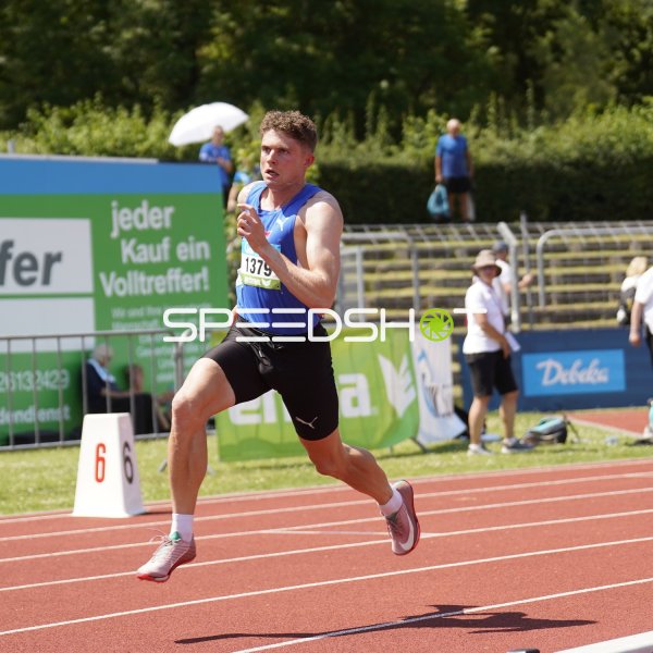 Startnummer 1379 im Sprint auf der Tartanbahn in Koblenz