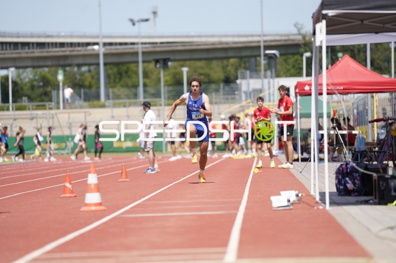 Döbrich Finn beim Sprint im Stadion Oberwerth Koblenz