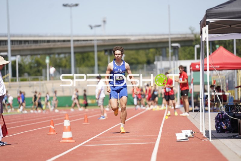 Döbrich Finn beim Sprint im Stadion Oberwerth Koblenz