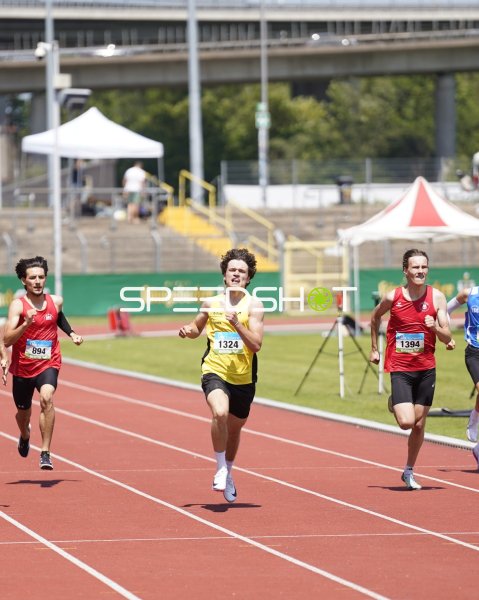 Deutschmann Felix führt Lauffeld vor Jones Anthony und Asfour Koutaiba in Koblenz