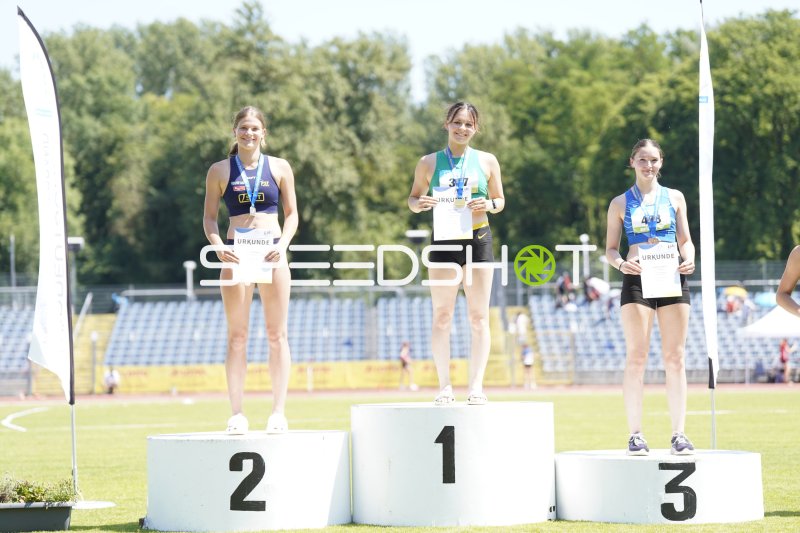 Siegerehrung mit Heinz Magdalena auf dem Podium in Koblenz