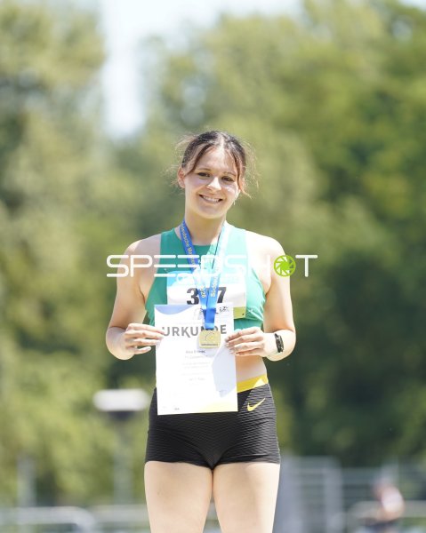 Siegerehrung mit Heinz Magdalena beim Leichtathletik-Meeting in Koblenz