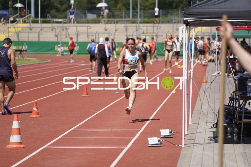 Katrani Maria (1405) beim Sprint im Stadion Oberwerth Koblenz