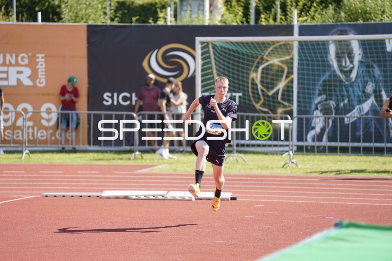 Körber Simon (410) beim Sprint im Stadion Oberwerth Koblenz
