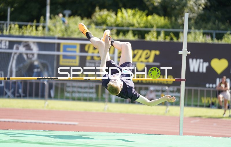 Hochsprung im Fosbury-Flop beim Leichtathletik-Meeting in Koblenz