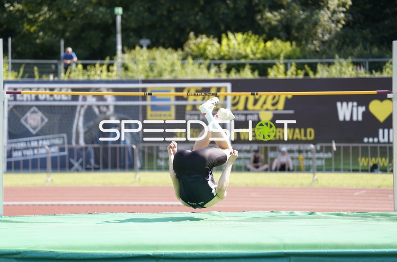 Hochsprung im Stadion Oberwerth Koblenz