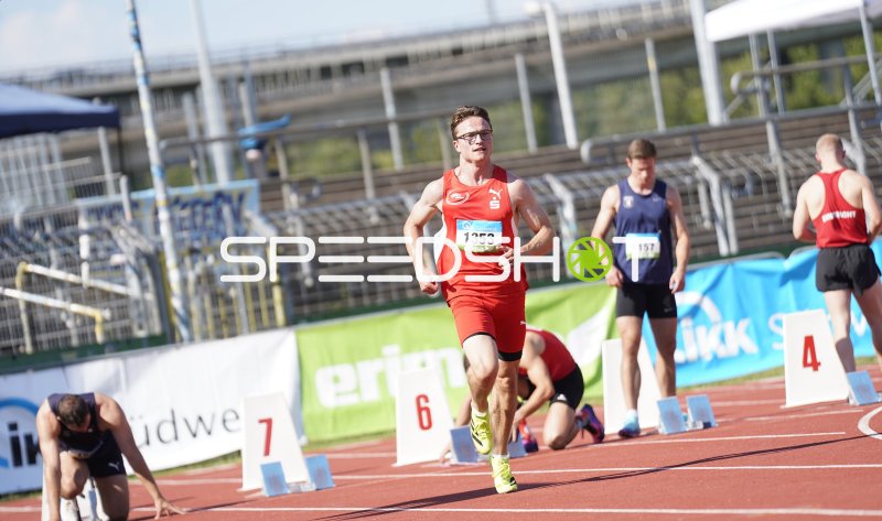 Hofmann Leon (1353) beim Sprint im Stadion Oberwerth Koblenz