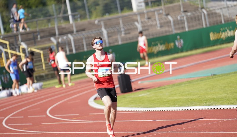 Philipp IPPEN (93) beim Lauf im Stadion Oberwerth Koblenz