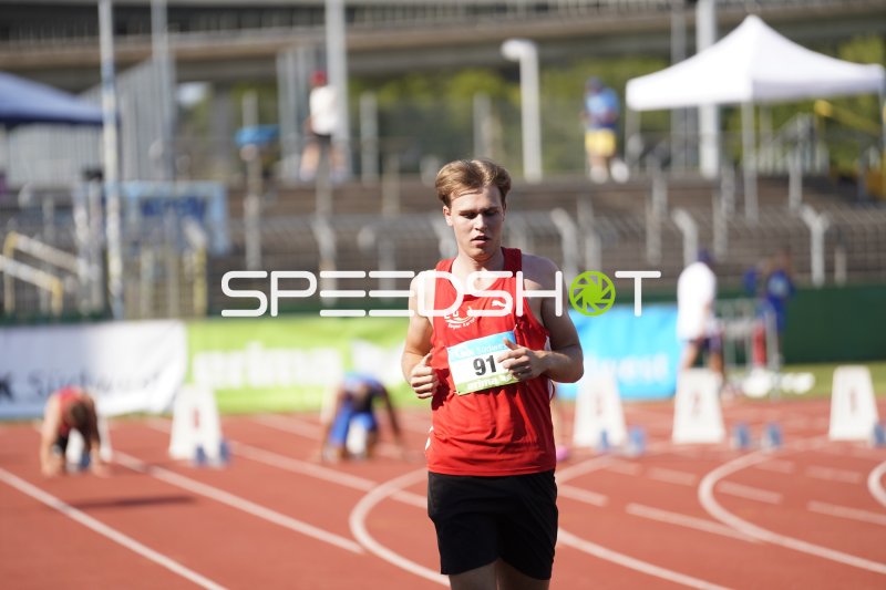 Noah HEIL (91) beim Lauf im Stadion Oberwerth Koblenz