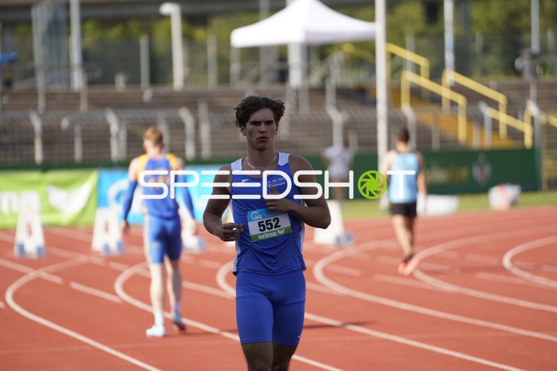 Hnatczuk Maksymilian (552) beim Lauf im Stadion Oberwerth Koblenz