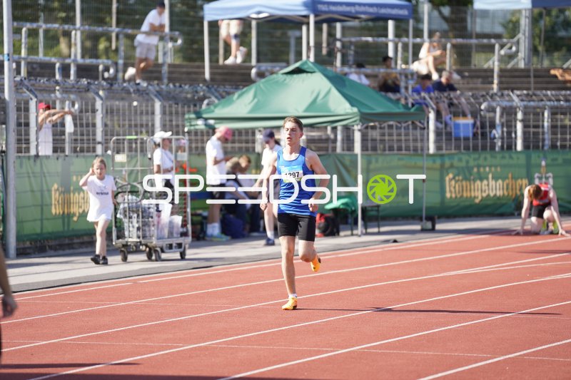 Seciri Linor (1297) beim Lauf im Stadion Oberwerth Koblenz